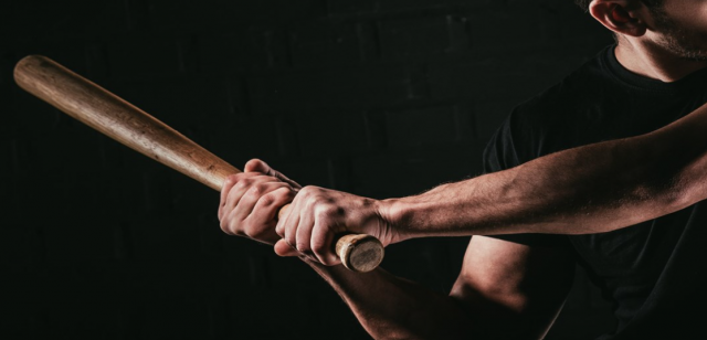 How to Attract Baseball Lovers to Your Batting Cage